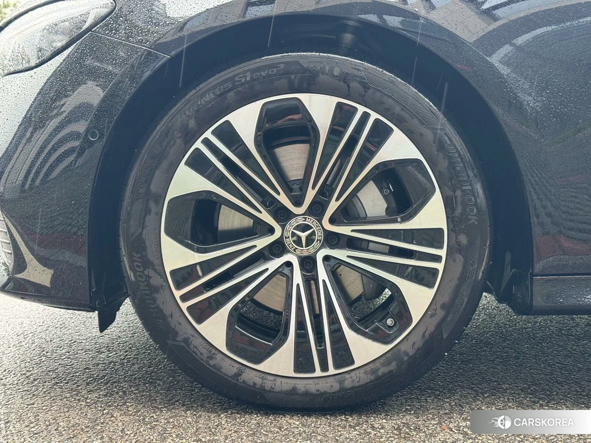 Mercedes-Benz E-class id 4487323 из Китая 7