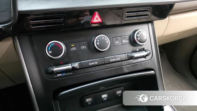 Kia Carnival 4th generation id 3924072 из Кореи 7