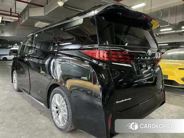 Toyota Elfa id 4239561 из Китая 7