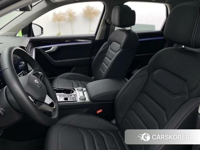 Volkswagen Touareg id 3840745 из Китая 7