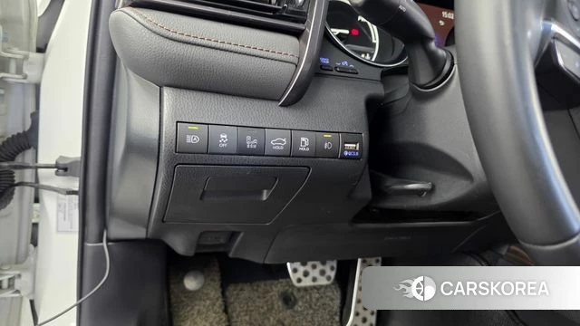 Toyota Camry (XV70) id 4780592 из Кореи 7