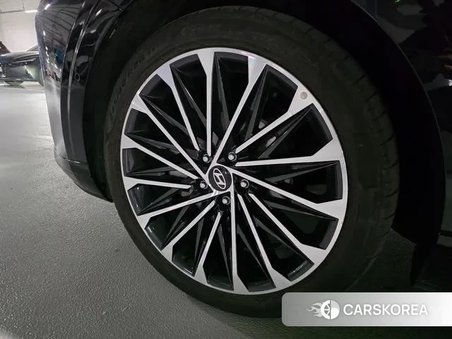 Hyundai Grandeur Hybrid (GN7) id 3726381 из Кореи 7