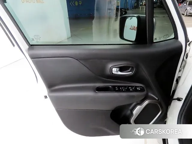 Jeep Renegade id 3161308 из Кореи 7