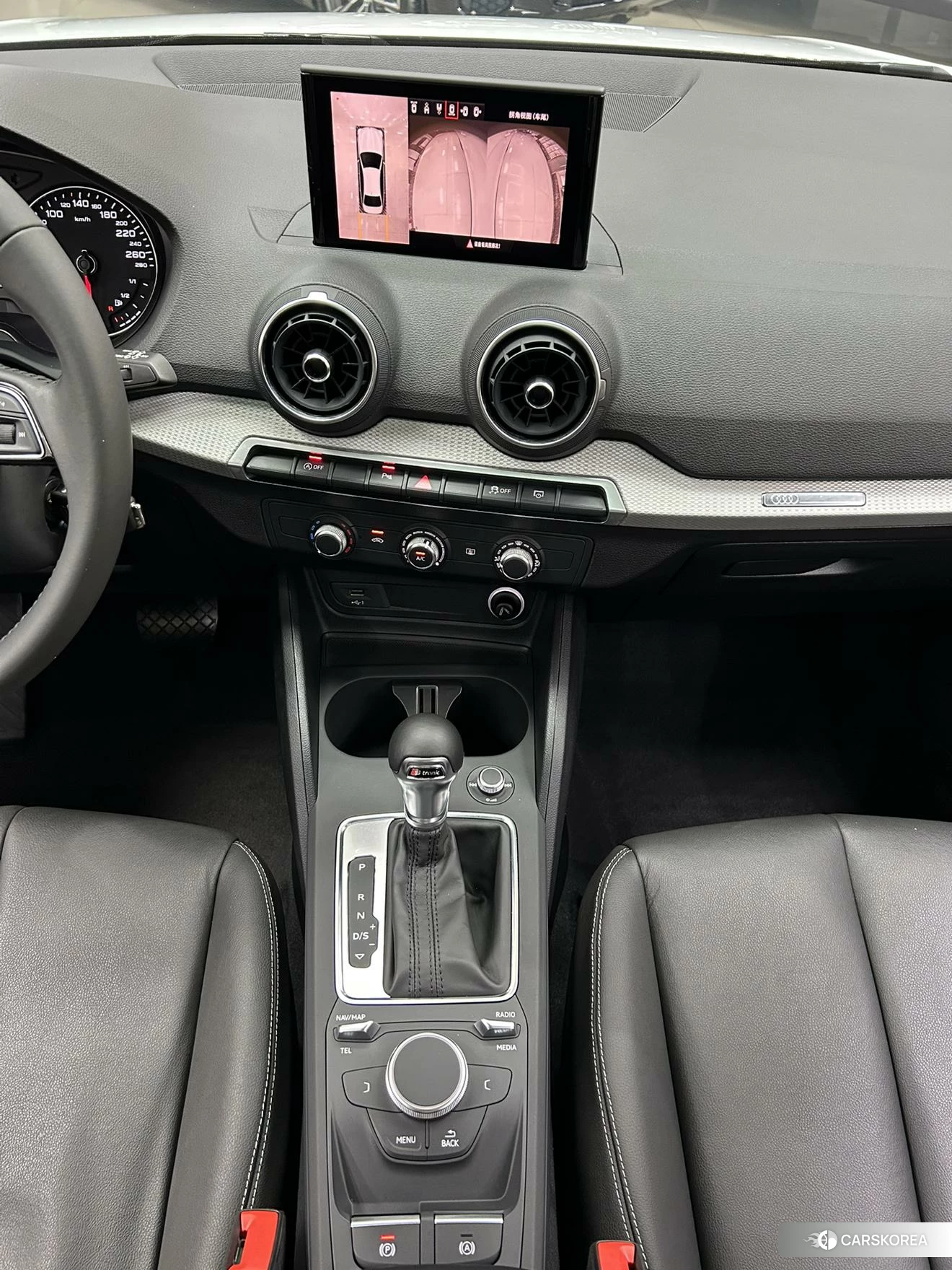 Audi Q2L id 4513545 из Китая 7