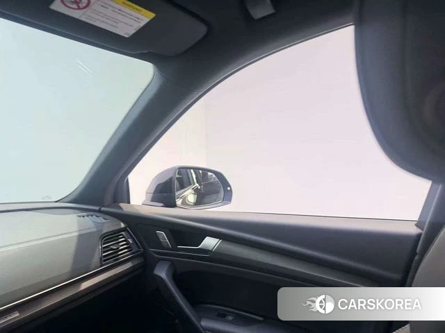 Audi Q5L id 4328915 из Китая 7