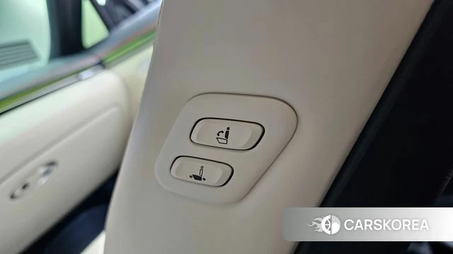 Genesis GV70 id 4710383 из Кореи 7