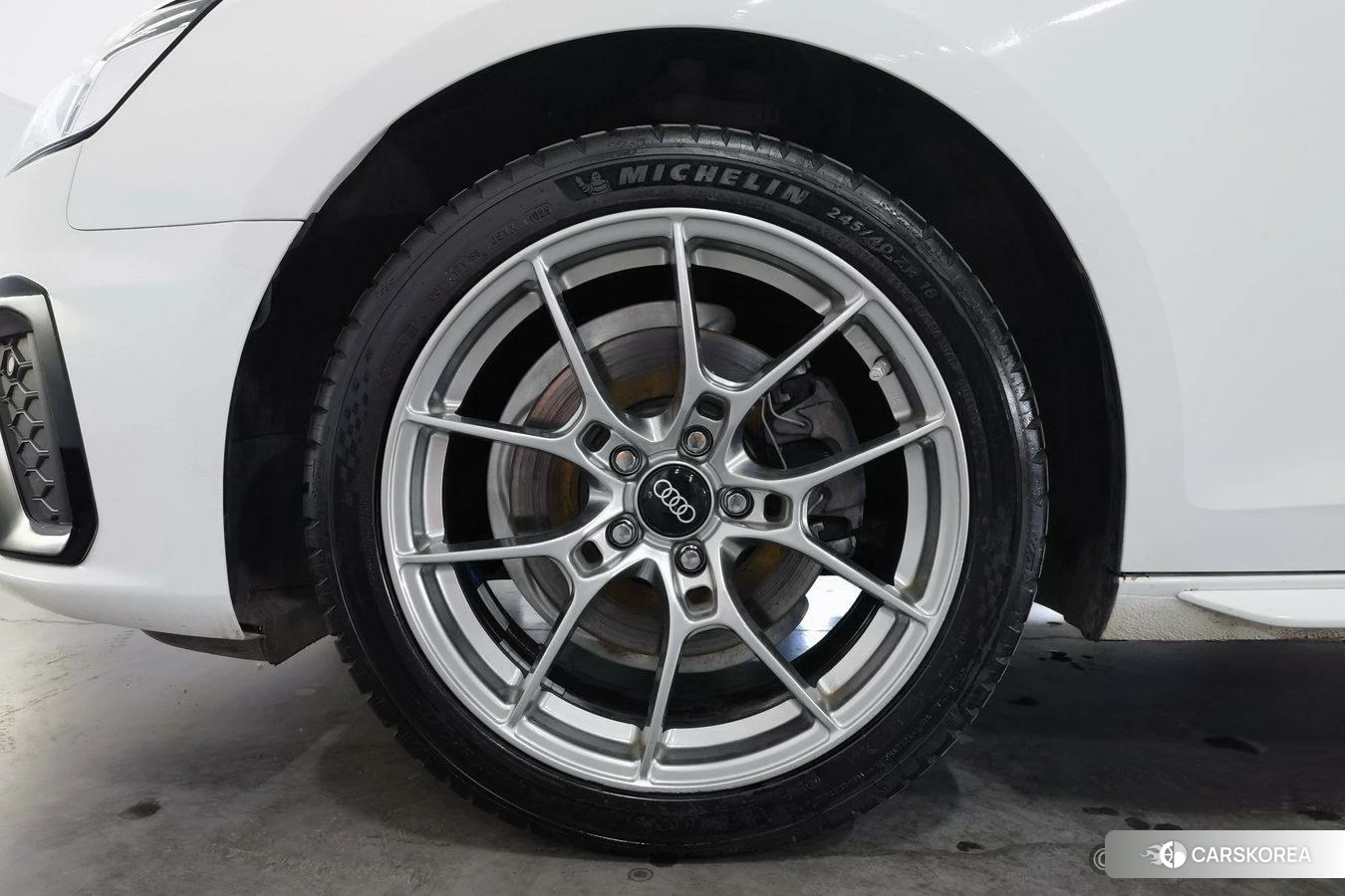 Audi A4L id 4413244 из Китая 7