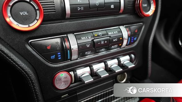 Ford Mustang id 3885464 из Кореи 7