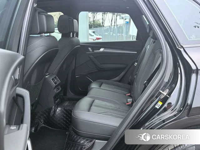Audi Q5L id 4228499 из Китая 7