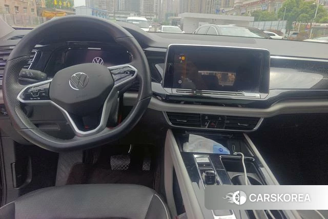 Volkswagen Tourang id 4259820 из Китая 7