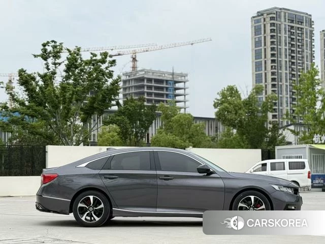 Honda Accord id 4334845 из Китая 7