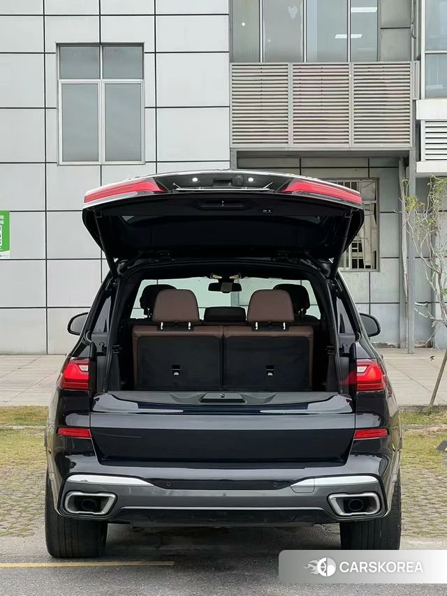 BMW X7 id 4274647 из Китая 7