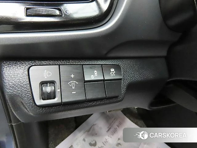 Kia Stonic id 4397741 из Кореи 7