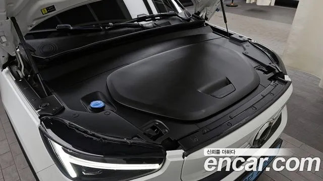 Volvo C40 Richards id 2686549 из Кореи 7