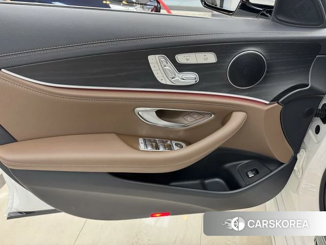 Mercedes-Benz E-class id 4341768 из Китая 7