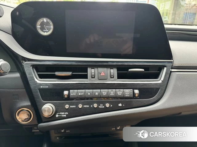 Lexus ES id 4291273 из Китая 7