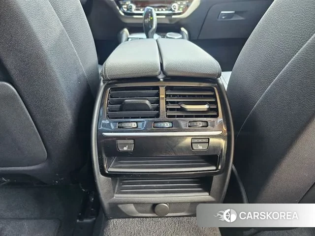 BMW 5 Series (G30) id 3489543 из Кореи 7