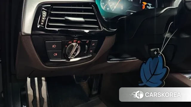 BMW 5 Series (G30) id 3060540 из Кореи 7