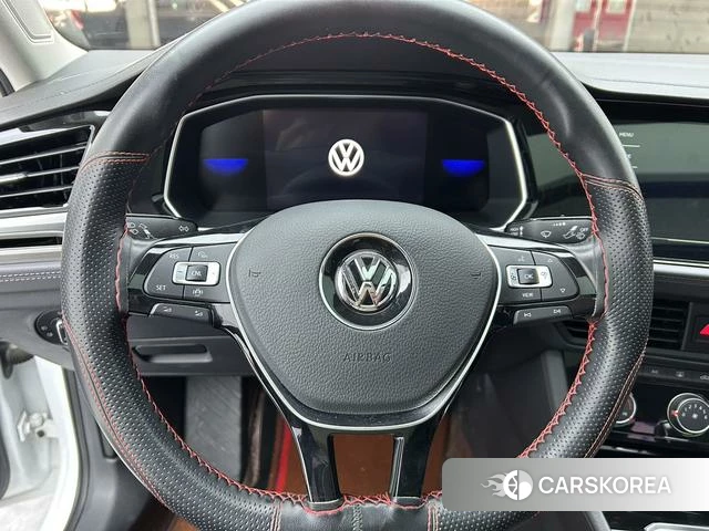 Volkswagen Sagitar id 4242273 из Китая 7