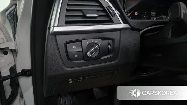 BMW 3 Series (F30) id 3573994 из Кореи 7