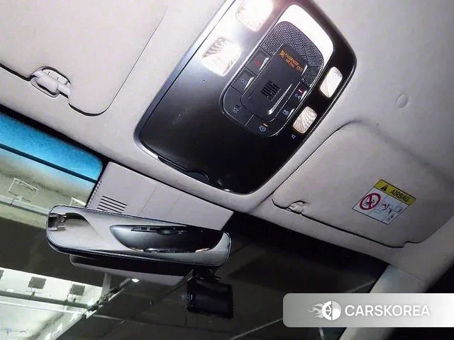 Genesis Electrified G80 (RG3) id 3165140 из Кореи 7