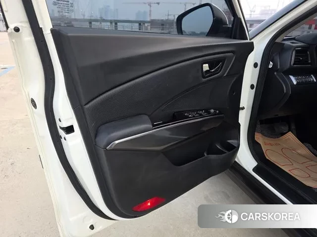 Ssangyong Tivoli Air id 3587576 из Кореи 7