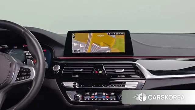 BMW 5 Series (G30) id 3449190 из Кореи 7