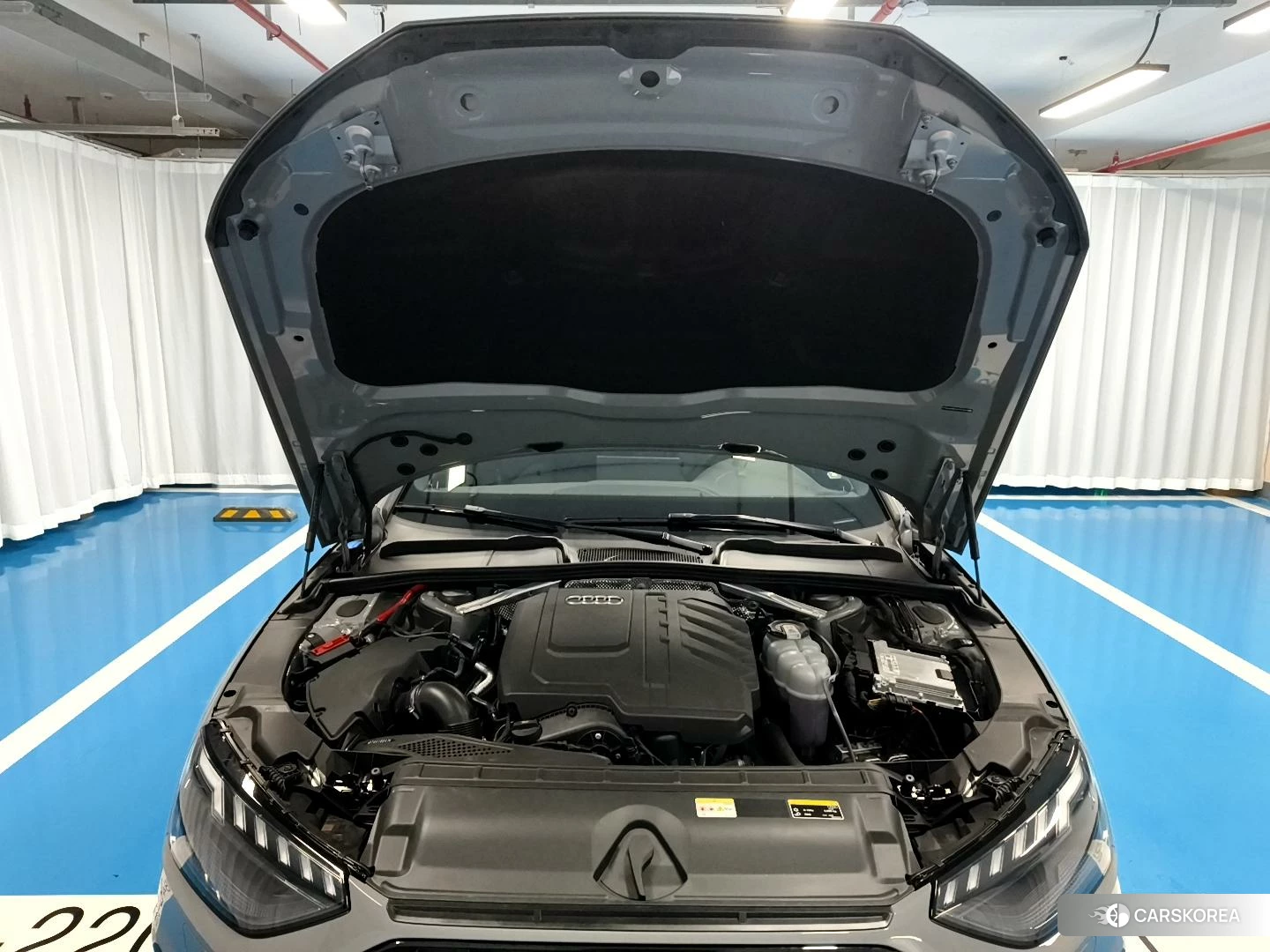 Audi A4L id 4453085 из Китая 7