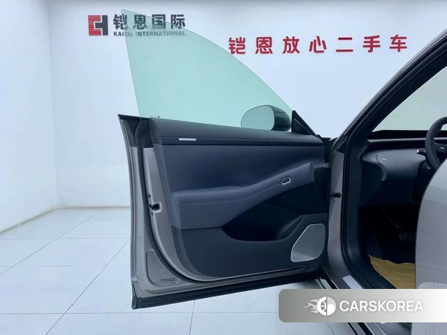 Xiaomi Car Xiaomi YU7 id 3919469 из Китая 7