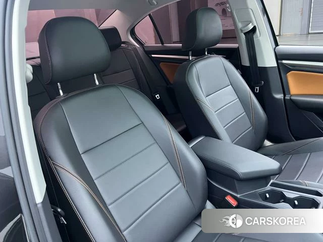 Volkswagen Bora id 4263107 из Китая 7
