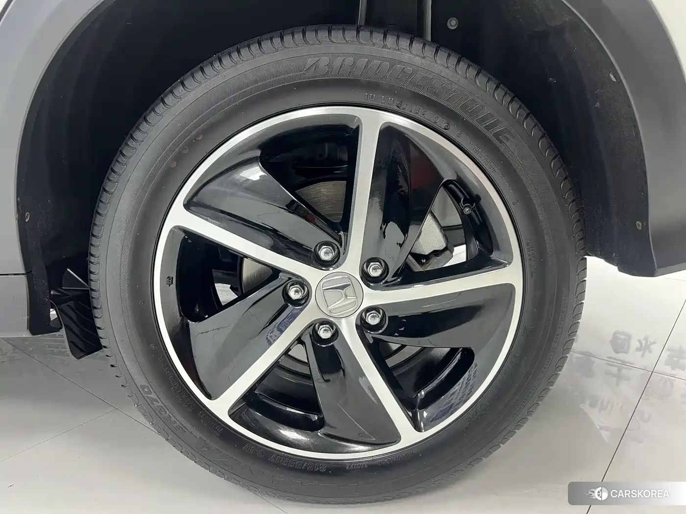 Honda Vezel id 4681101 из Китая 7