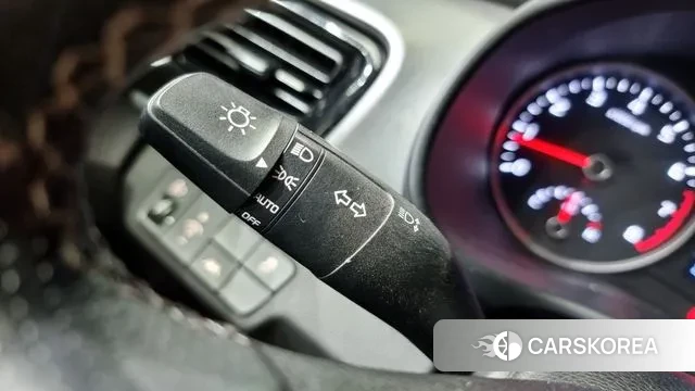 Kia Stonic id 3038554 из Кореи 7