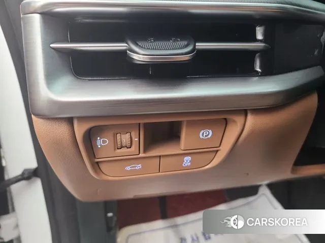 Hyundai Grandeur (GN7) id 3482555 из Кореи 7