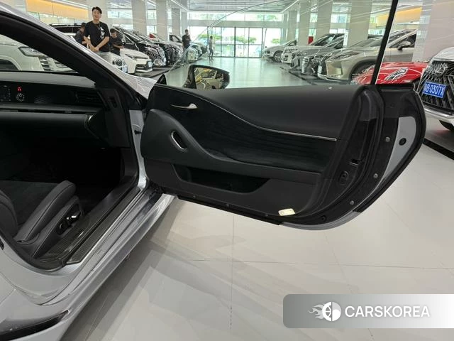 Lexus LC id 4278024 из Китая 7