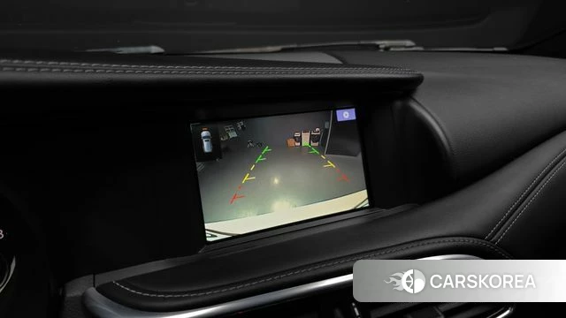 Infiniti Q30 id 4581739 из Кореи 7