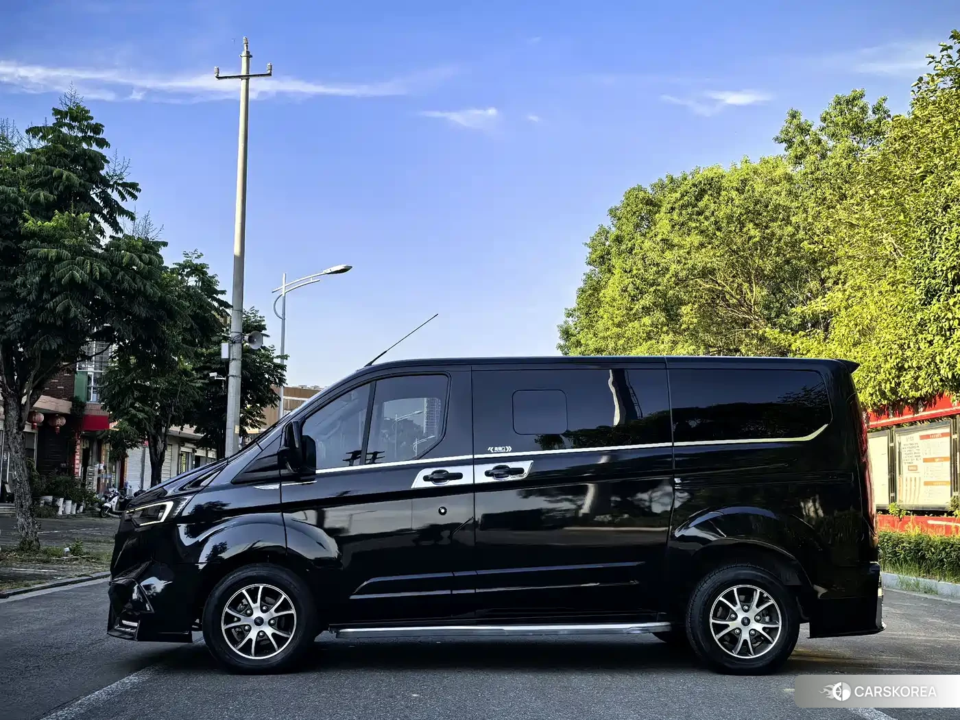 Ford Tourneo id 4622744 из Китая 7