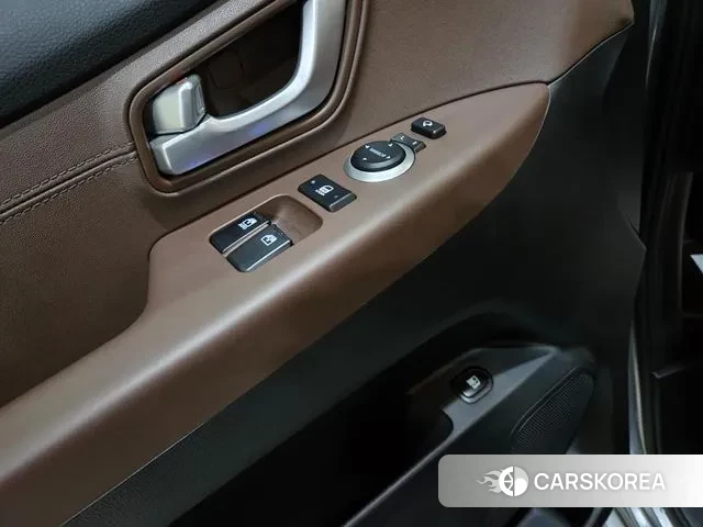 Hyundai The New Grand Starex id 3469183 из Кореи 7