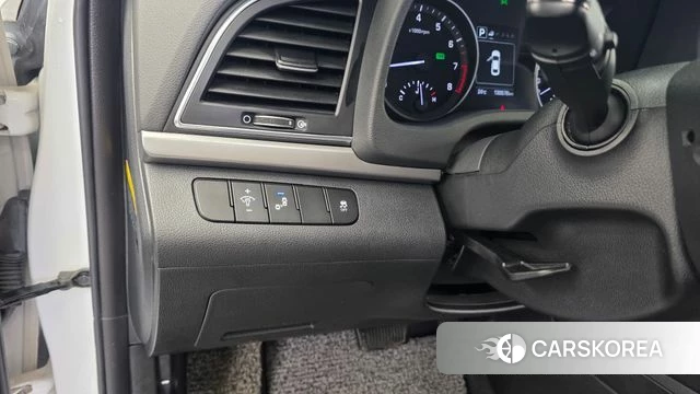 Hyundai Avante AD id 4557953 из Кореи 7