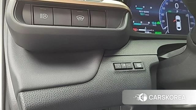 Toyota Crown Crossover id 3786506 из Кореи 7