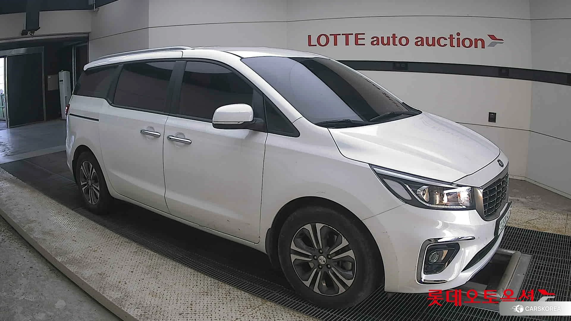 Kia Carnival id 4909240 из Кореи 7