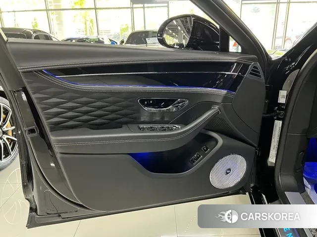 Bentley Flying Spur 3rd Generation id 2976140 из Кореи 7