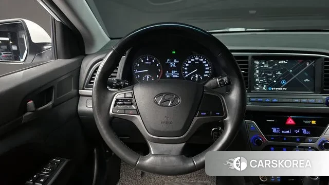 Hyundai Avante AD id 3045541 из Кореи 7