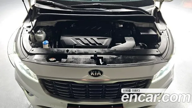 Kia The New Carnival id 2686688 из Кореи 7