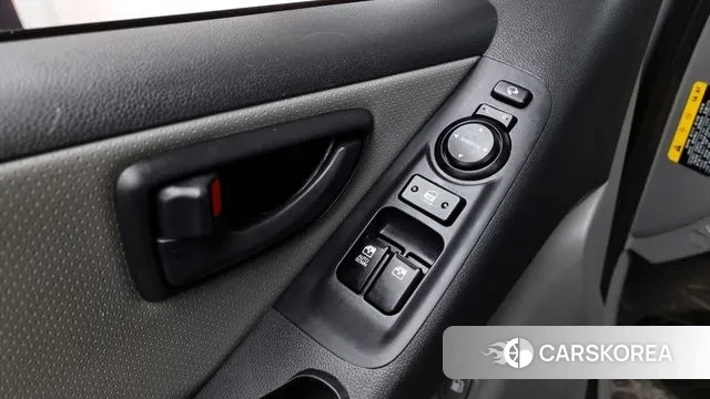 Hyundai The New Grand Starex id 3587682 из Кореи 7