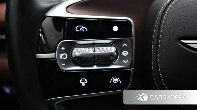 Genesis G90 (RS4) id 3892107 из Кореи 7