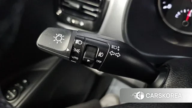 Kia Stonic id 3345430 из Кореи 7