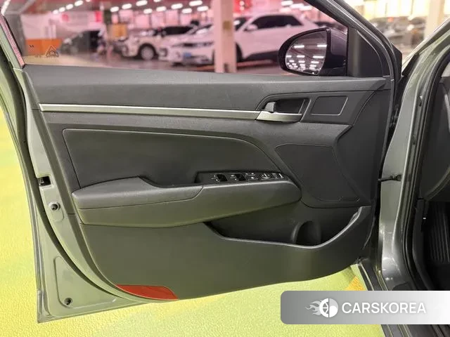 Hyundai The New Avante AD id 3265150 из Кореи 7