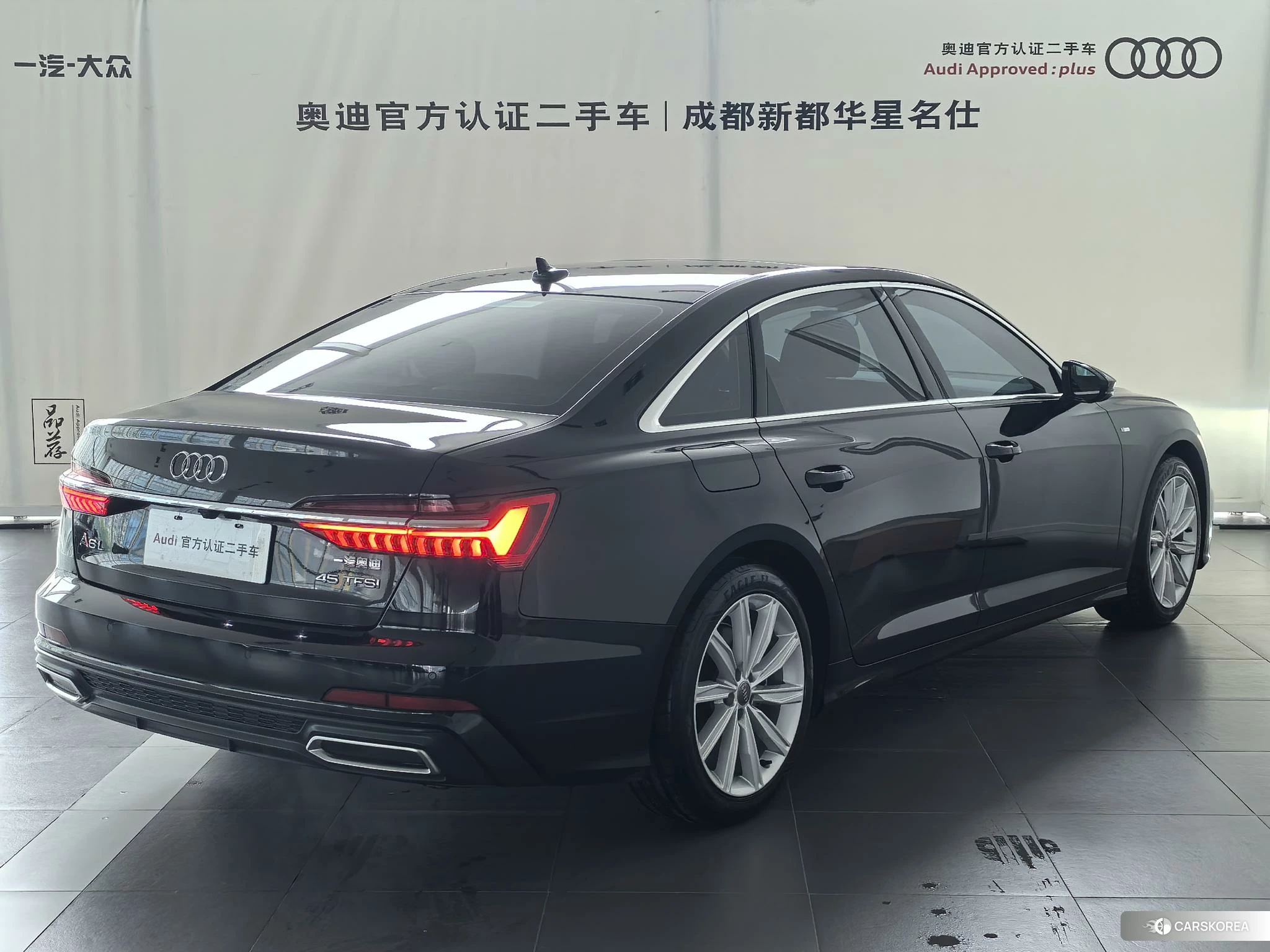 Audi A6L id 4461640 из Китая 7