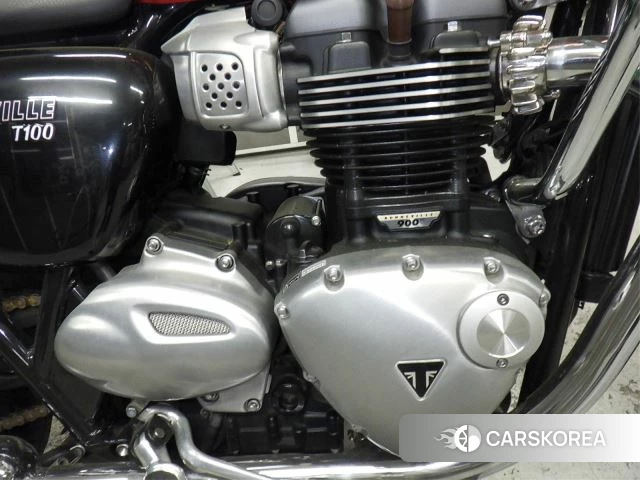 Проданный Triumph BONNEVILLE T100 id 4182762 из Японии, фото 7