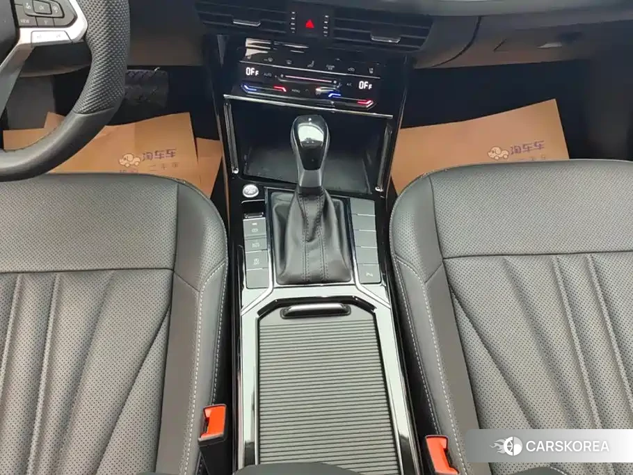 Volkswagen Passat id 4576604 из Китая 7